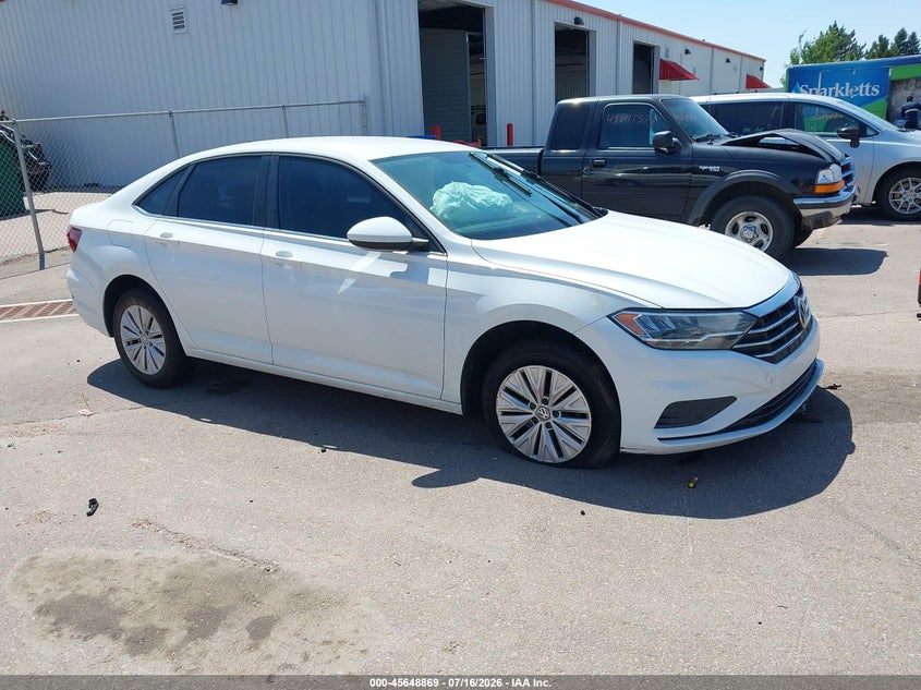 Photo of the 2019 VOLKSWAGEN JETTA 1.4T R-LINE/1.4T S/1.4T SE