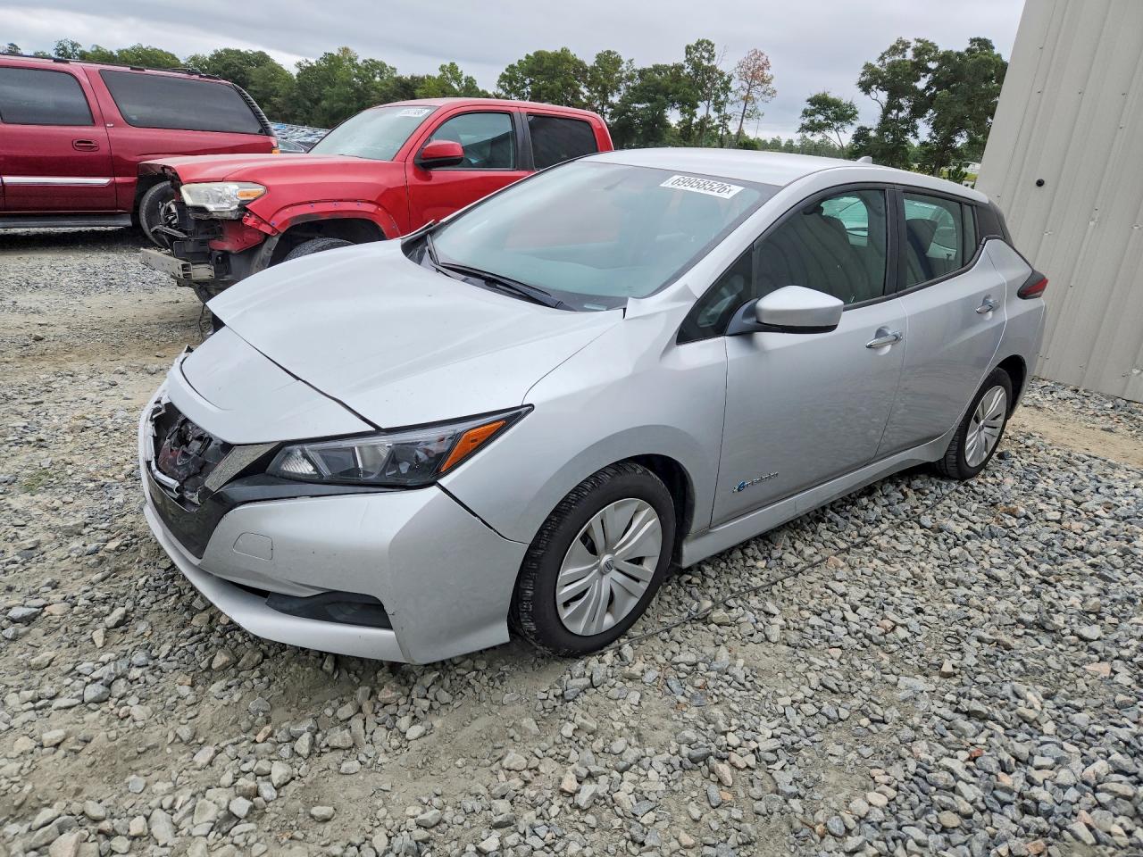 Photo of the 2018 NISSAN LEAF S