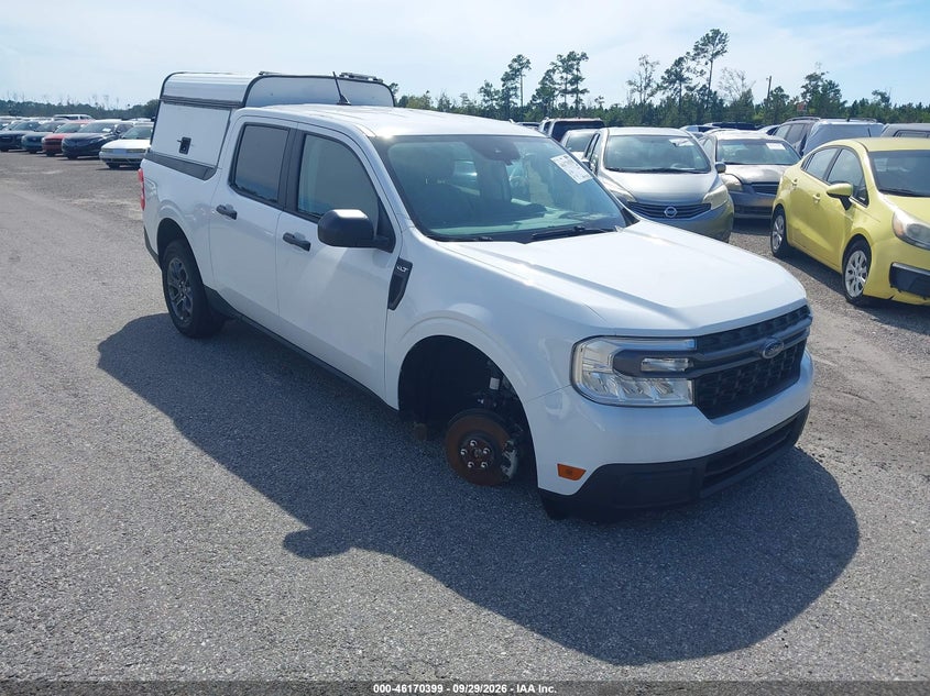 Photo of the 2024 FORD MAVERICK XLT