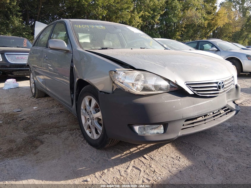 Photo of the 2005 TOYOTA CAMRY XLE