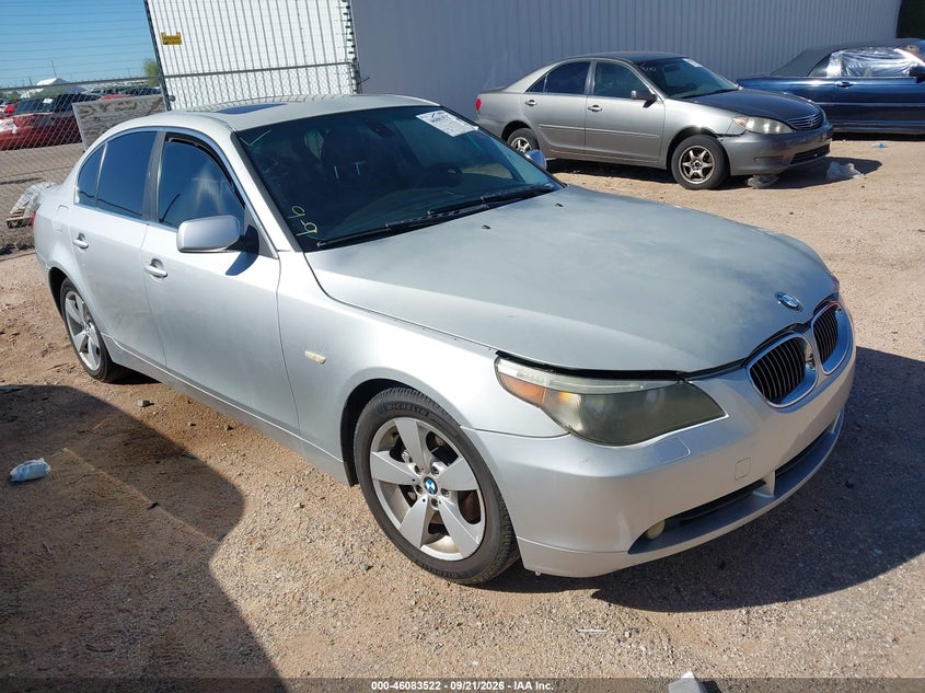 Photo of the 2006 BMW 525XI