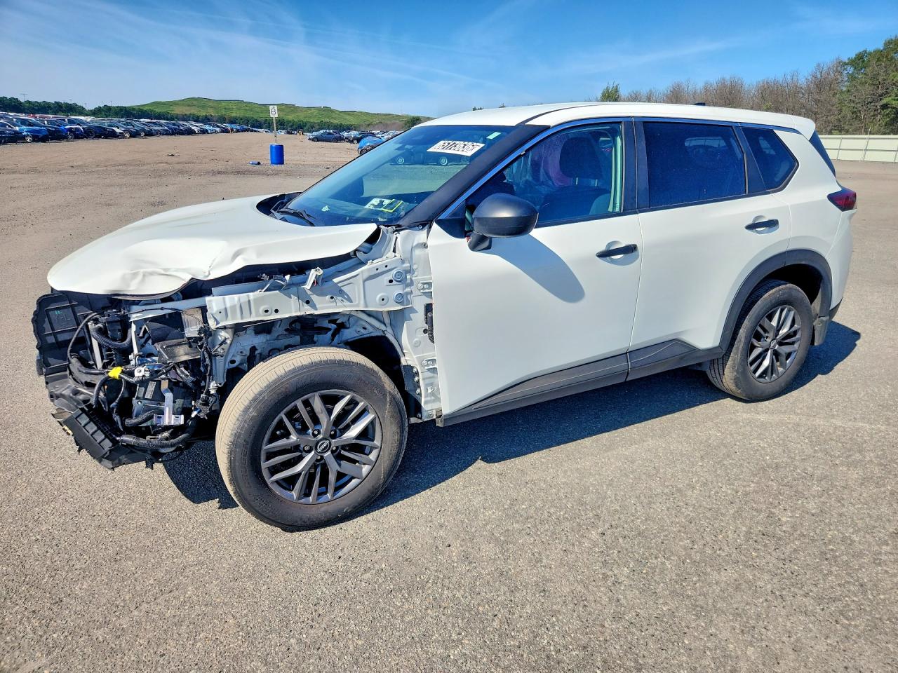 Photo of the 2024 NISSAN ROGUE S