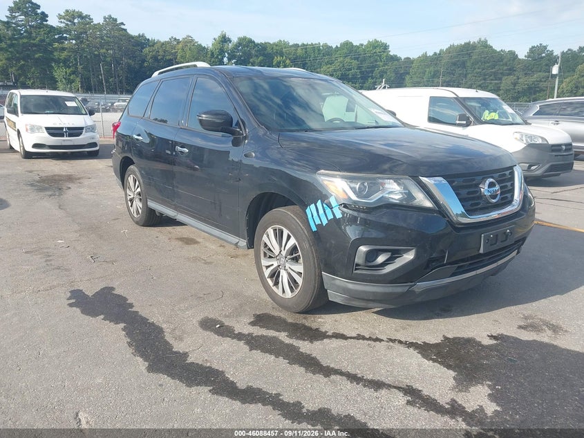 Photo of the 2018 NISSAN PATHFINDER S