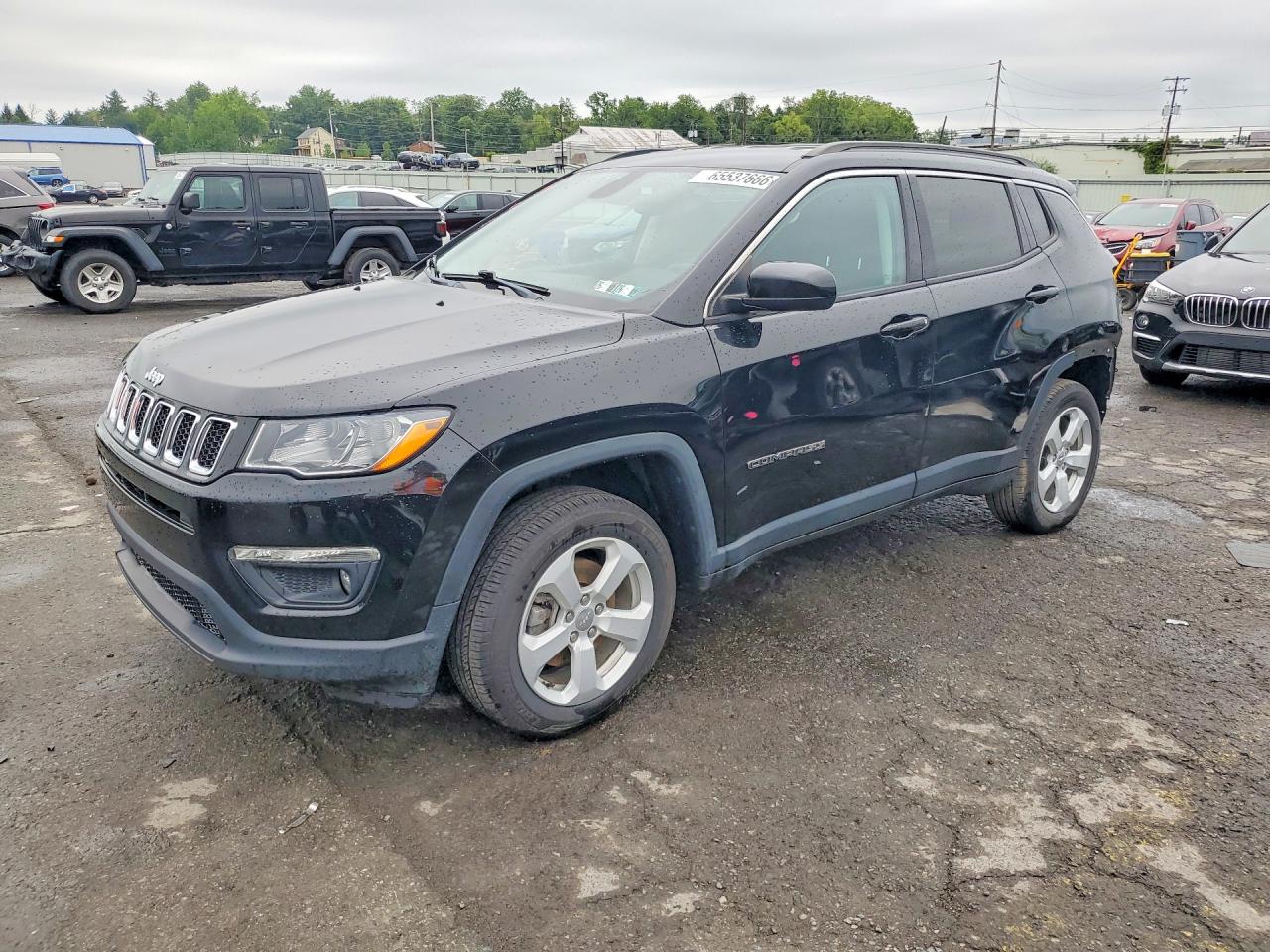 Photo of the 2021 JEEP COMPASS LATITUDE