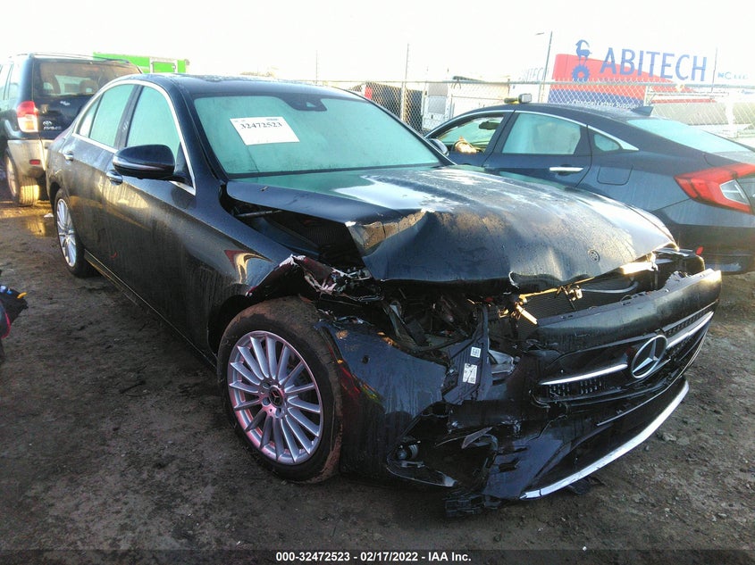 Photo of the 2021 MERCEDES-BENZ E 350