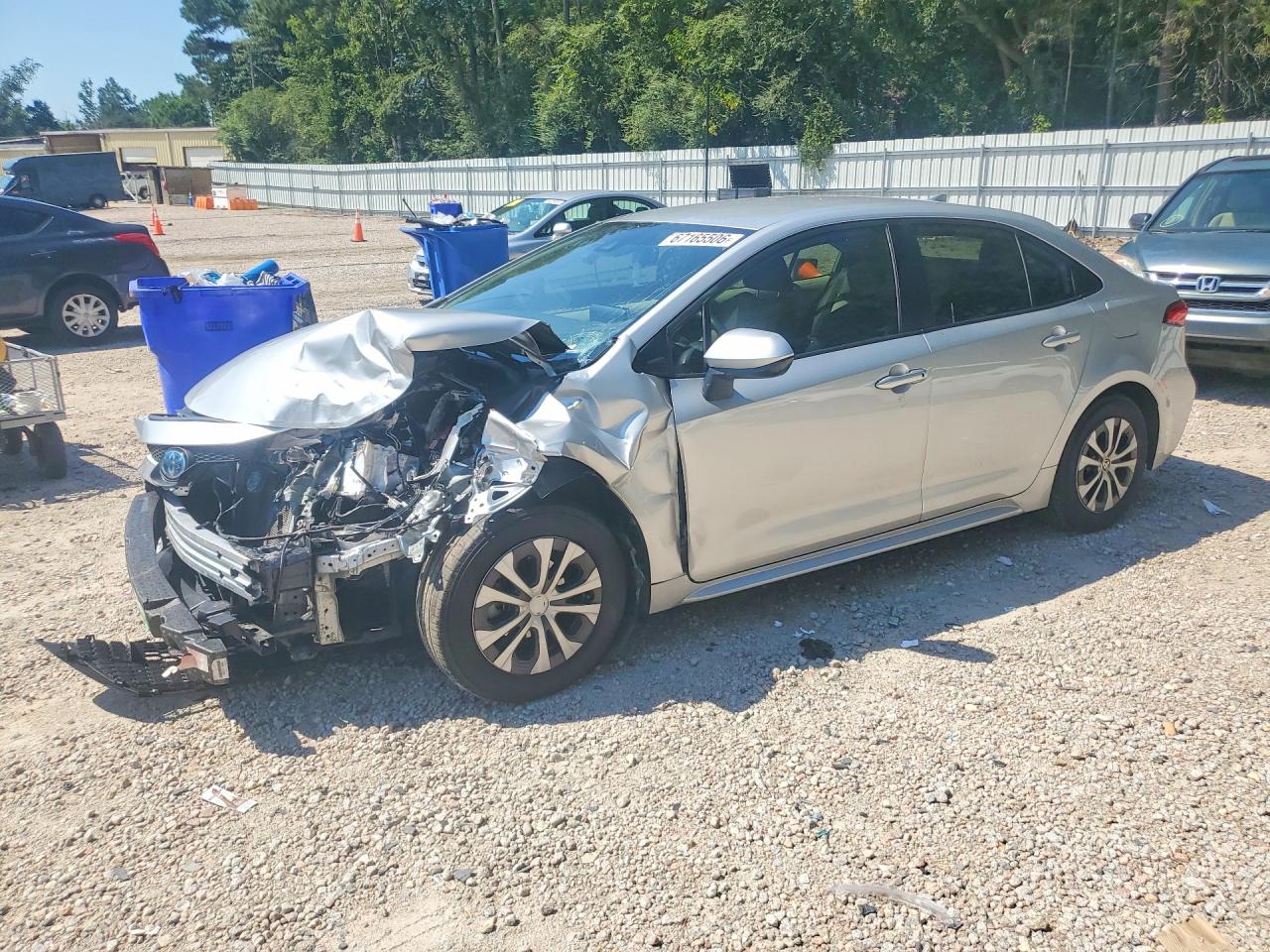 Photo of the 2022 TOYOTA COROLLA LE