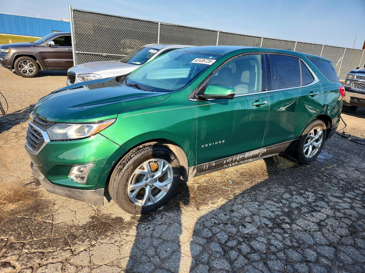 Photo of the 2018 CHEVROLET EQUINOX LT