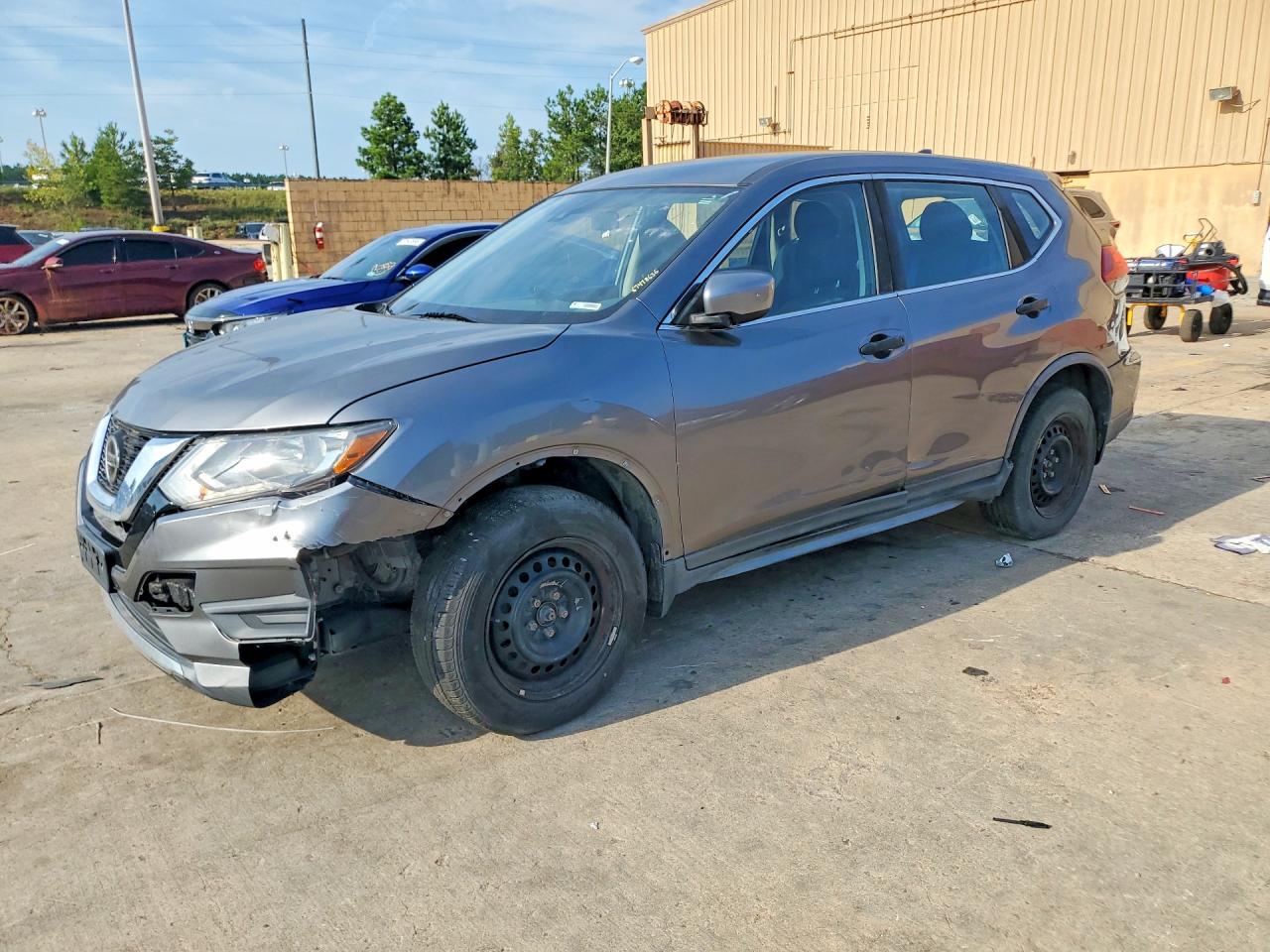 Photo of the 2019 NISSAN ROGUE S