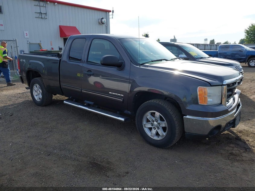 Photo of the 2011 GMC SIERRA 1500 SLE