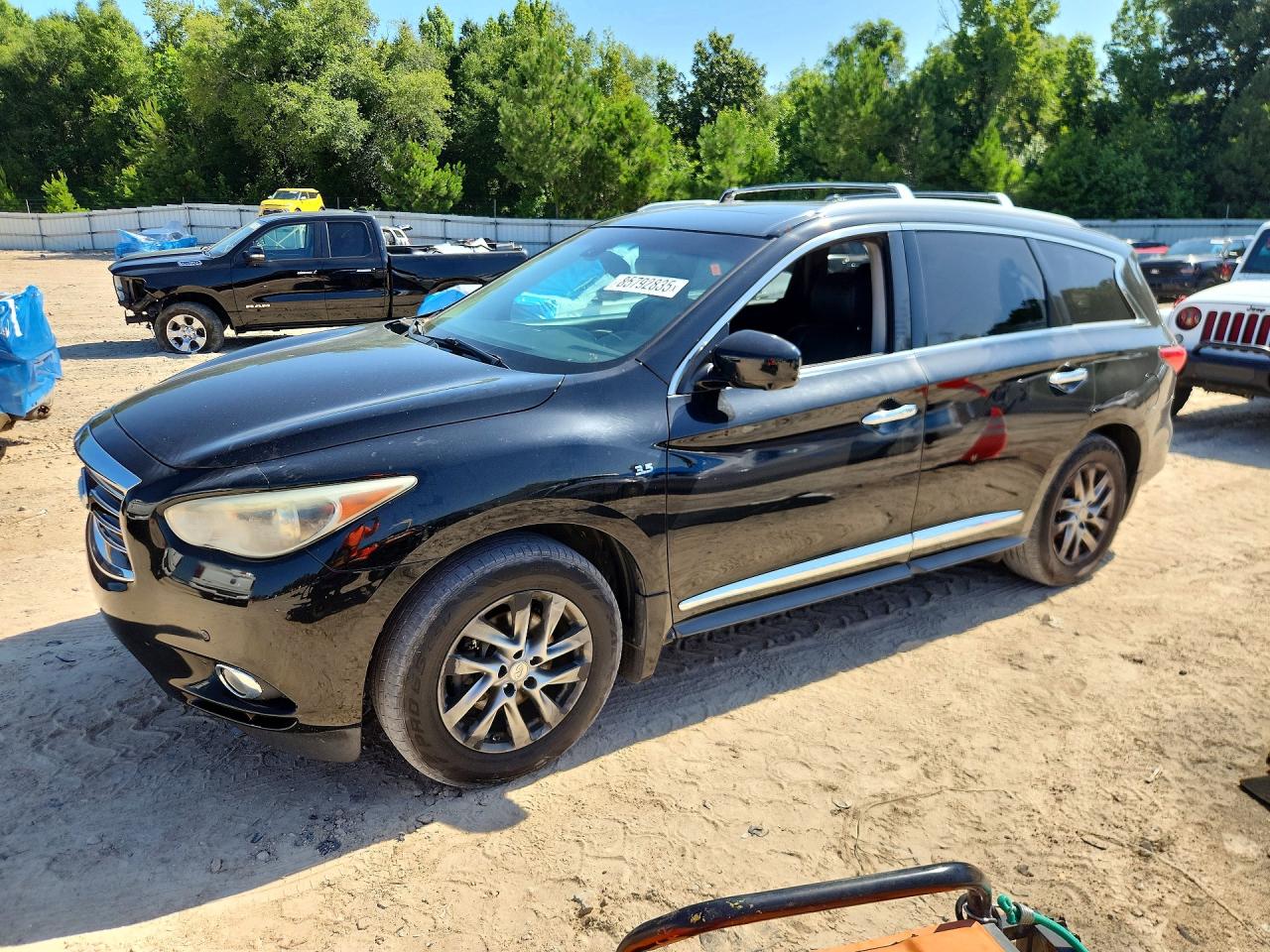 Photo of the 2015 INFINITI QX60 BASE