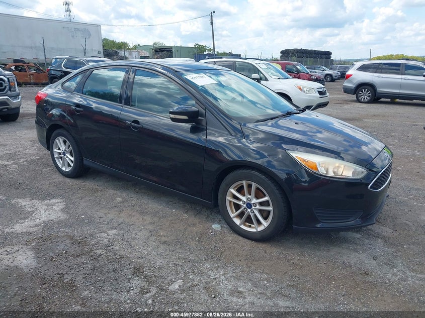 Photo of the 2015 FORD FOCUS SE