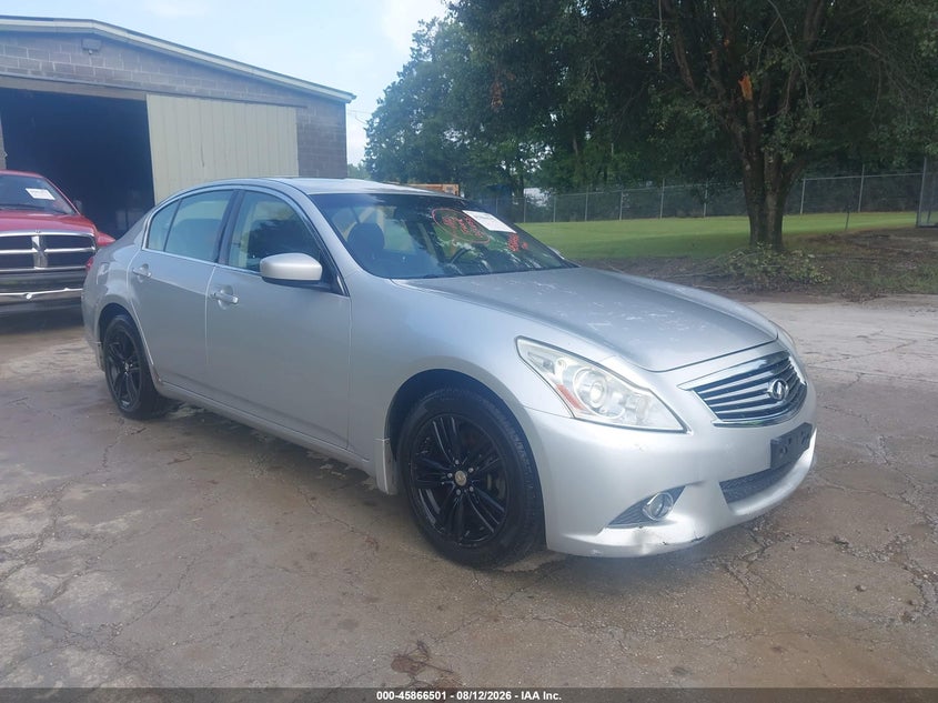 Photo of the 2012 INFINITI G37X