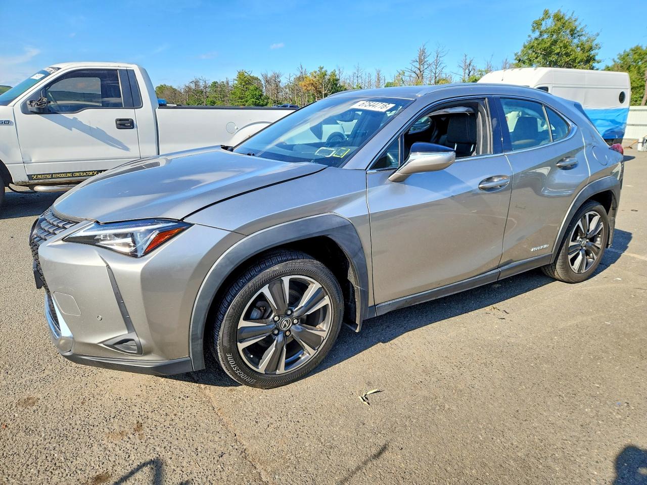 Photo of the 2020 LEXUS UX 250H