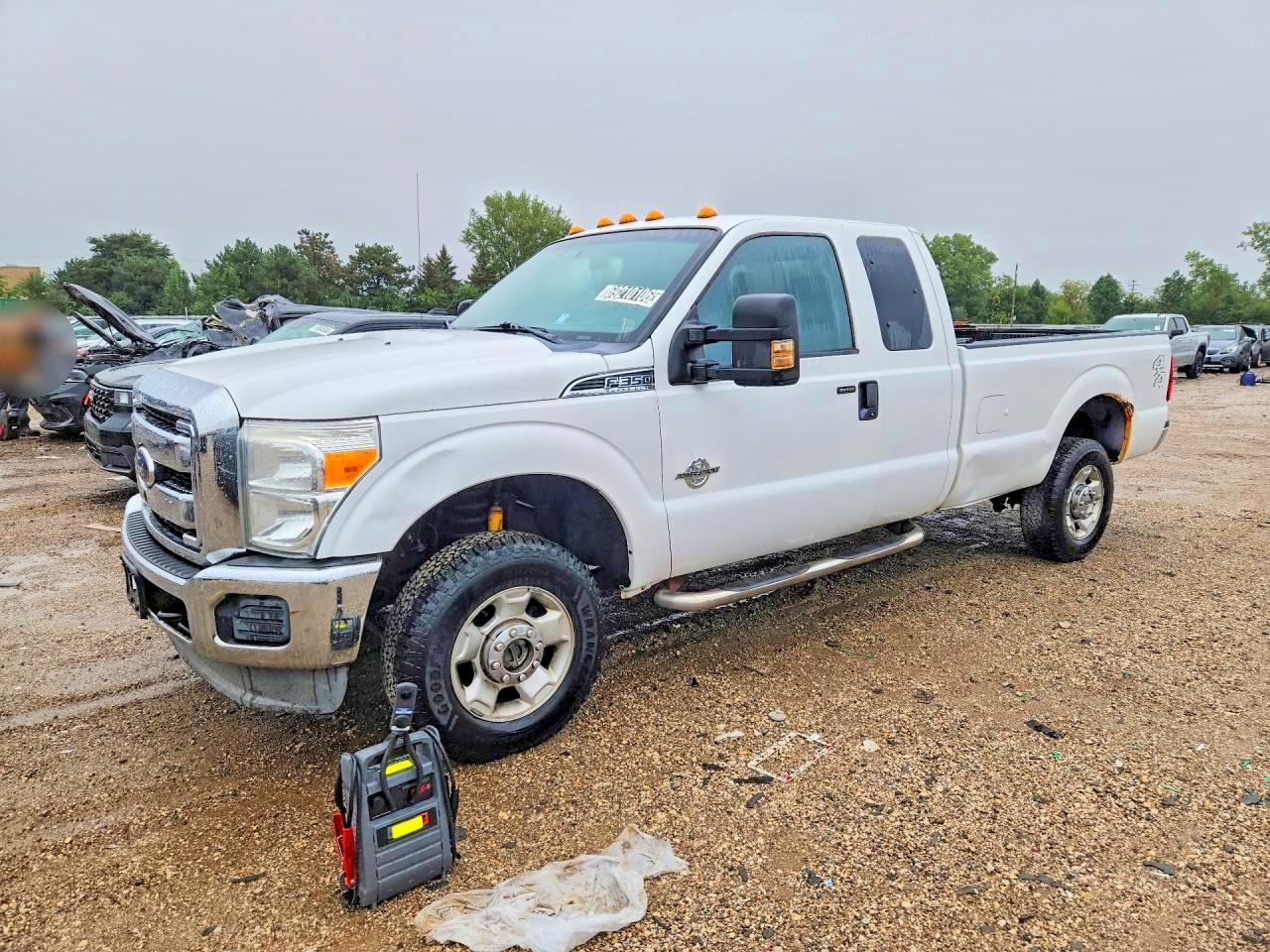 Photo of the 2011 FORD F350 SUPER DUTY