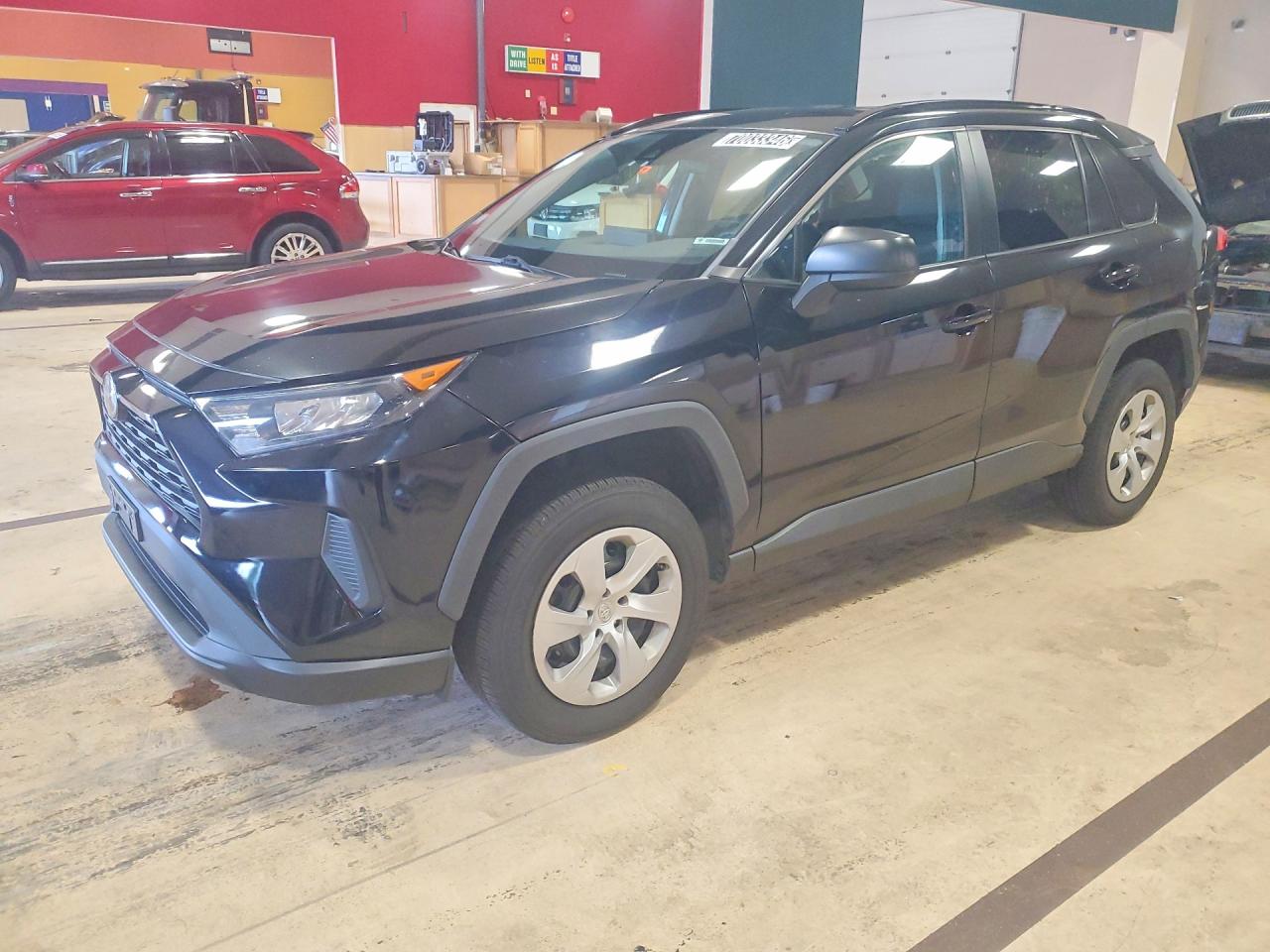 Photo of the 2021 TOYOTA RAV4 LE