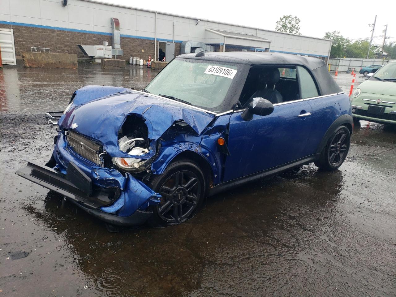Photo of the 2012 MINI COOPER