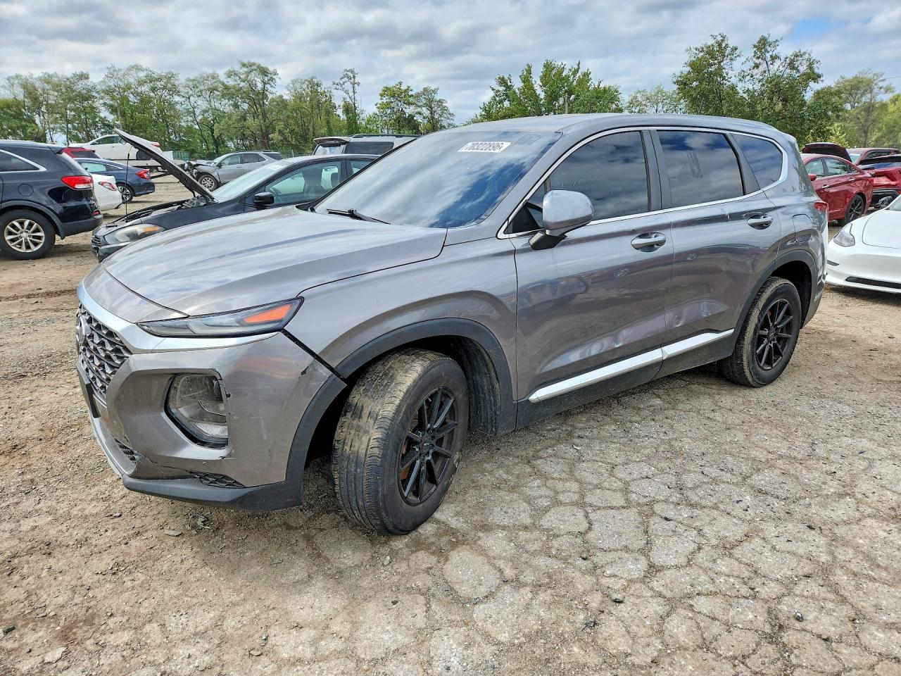 Photo of the 2019 HYUNDAI SANTA FE SE