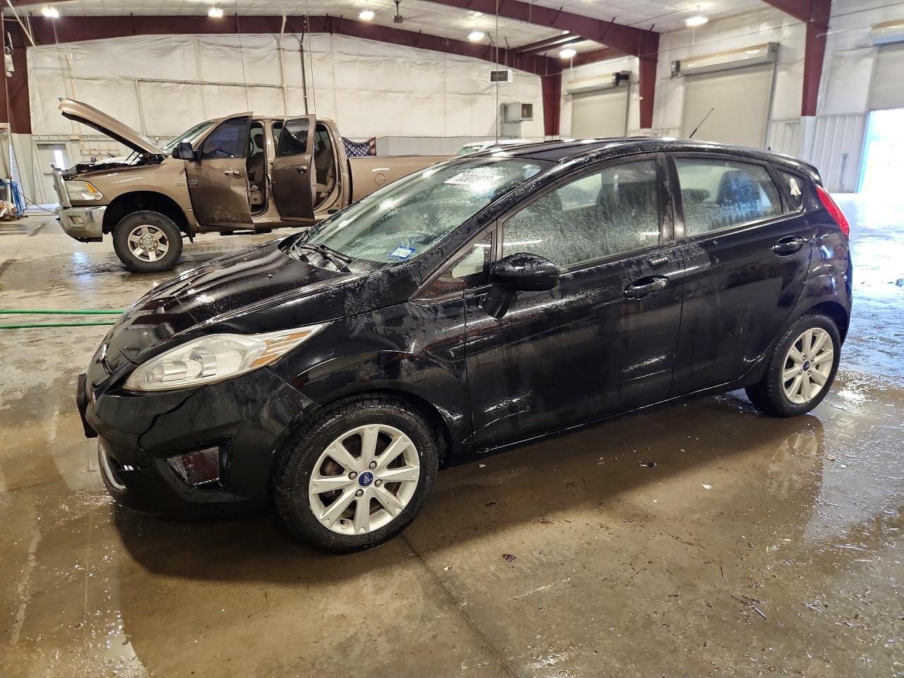 Photo of the 2012 FORD FIESTA SE