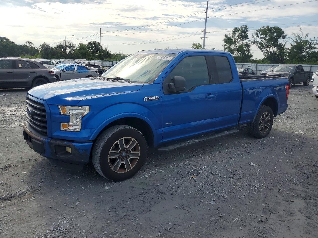 Photo of the 2015 FORD F150 SUPER CAB