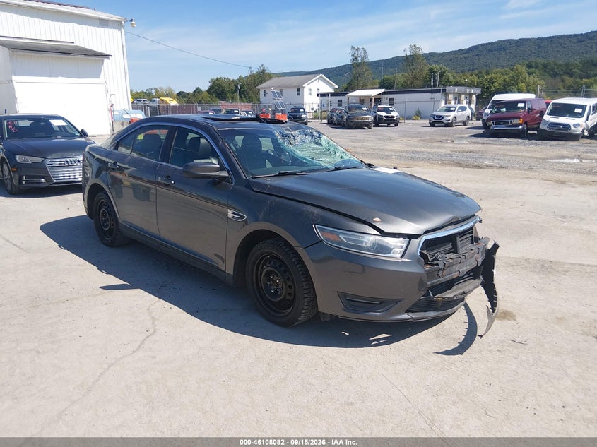 Photo of the 2015 FORD TAURUS SEL