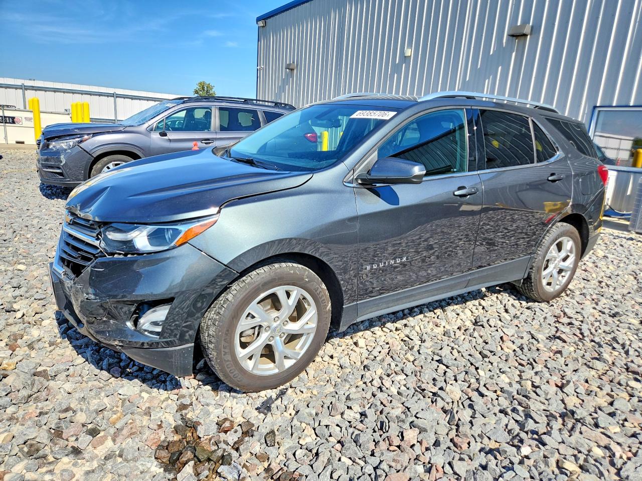 Photo of the 2018 CHEVROLET EQUINOX LT