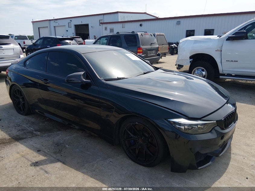 Photo of the 2016 BMW M4