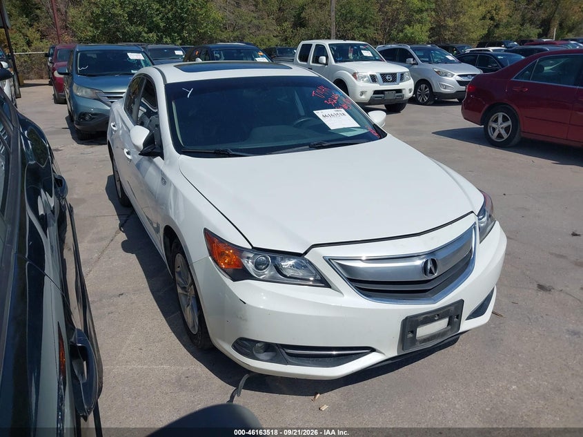 Photo of the 2013 ACURA ILX HYBRID 1.5L
