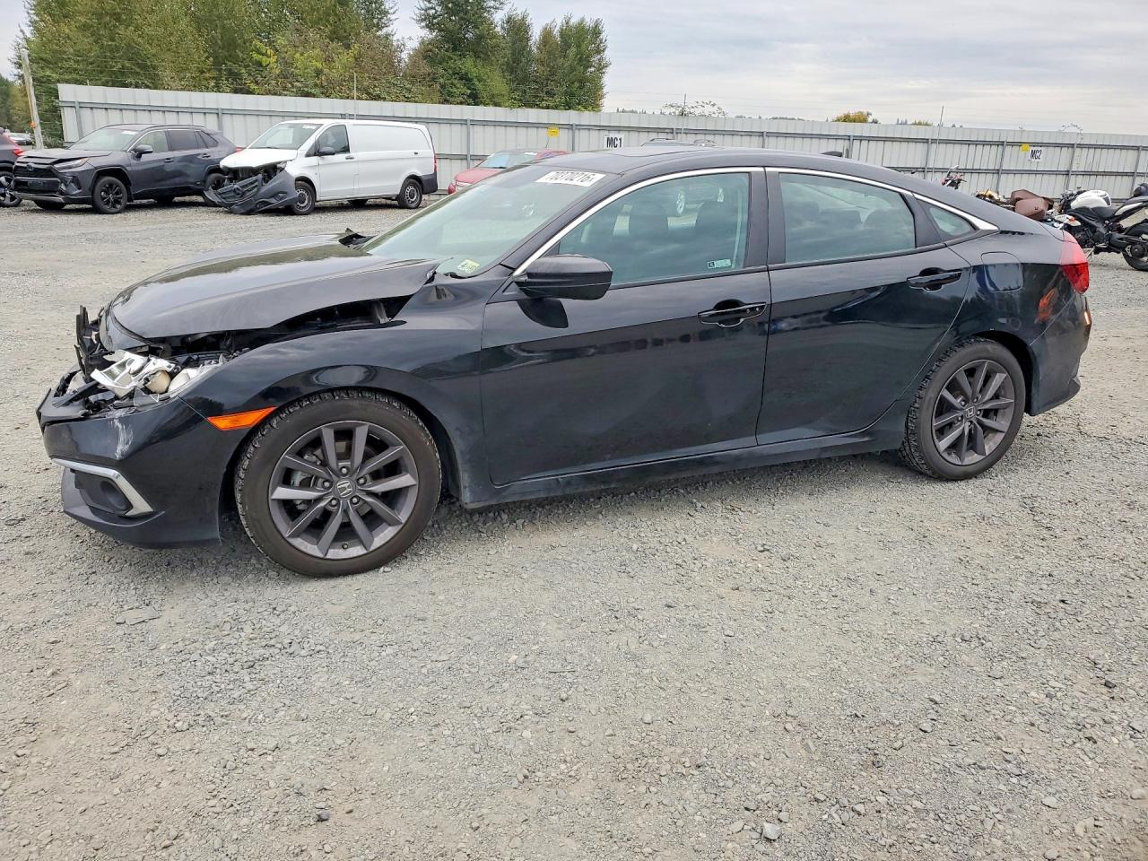Photo of the 2021 HONDA CIVIC EX