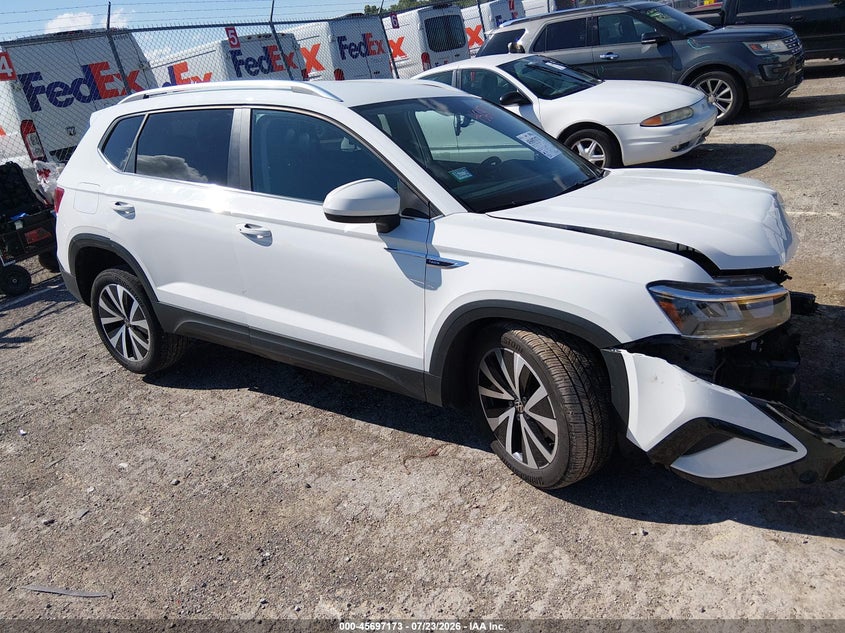 Photo of the 2022 VOLKSWAGEN TAOS 1.5T SE