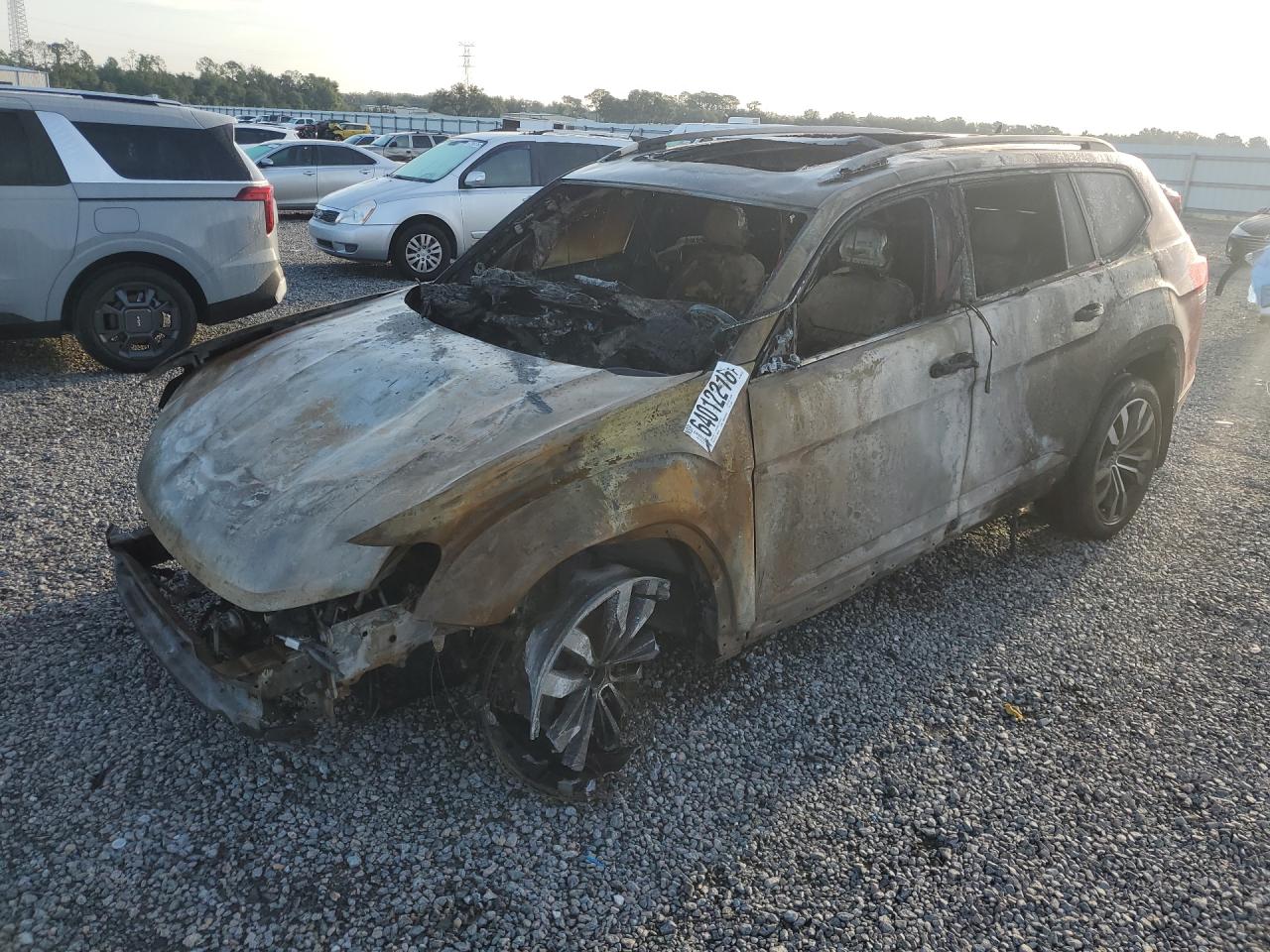 Photo of the 2021 VOLKSWAGEN ATLAS SEL R-LINE