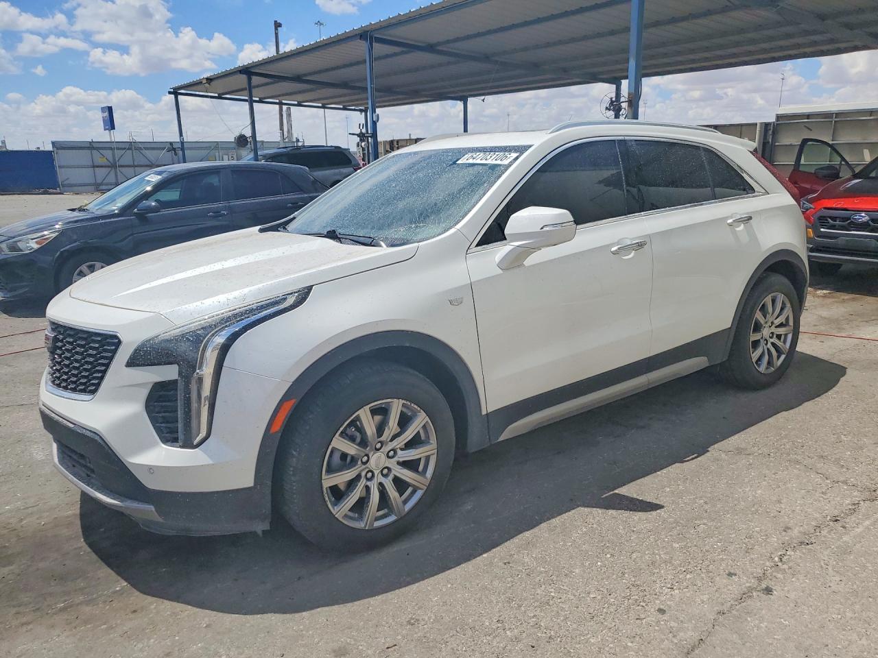 Photo of the 2022 CADILLAC XT4 PREMIUM LUXURY