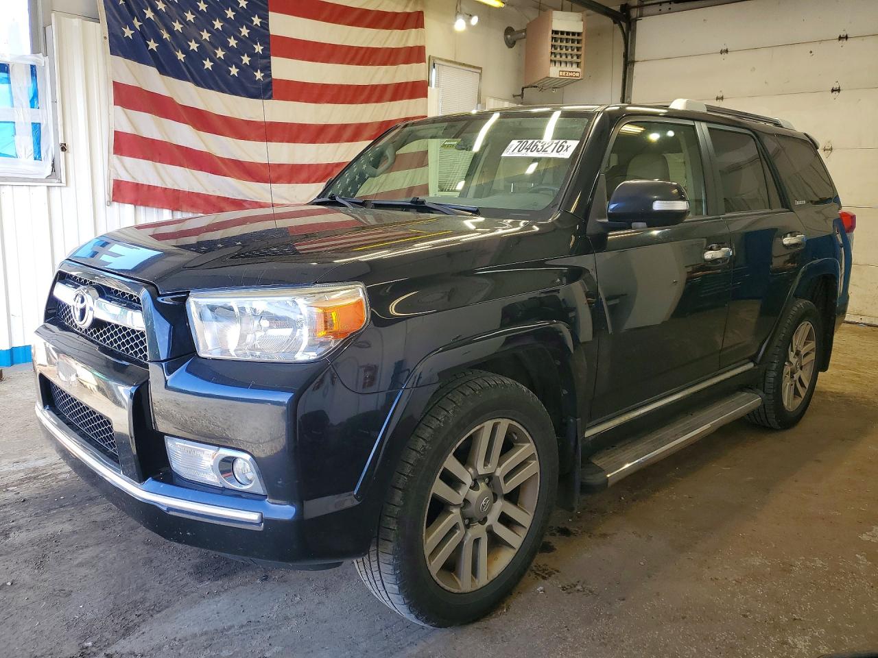 Photo of the 2012 TOYOTA 4RUNNER LIMITED