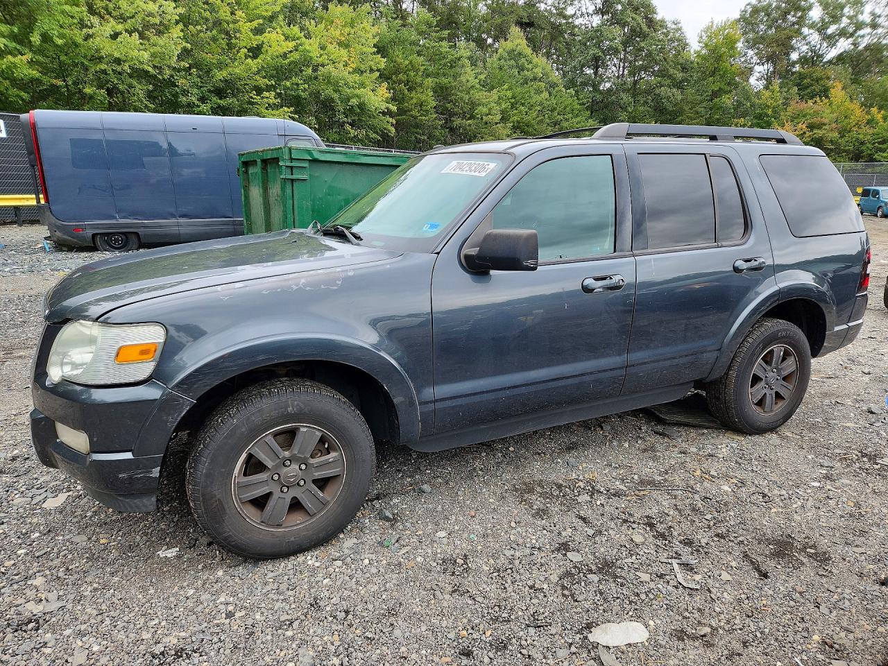 Photo of the 2010 FORD EXPLORER XLT