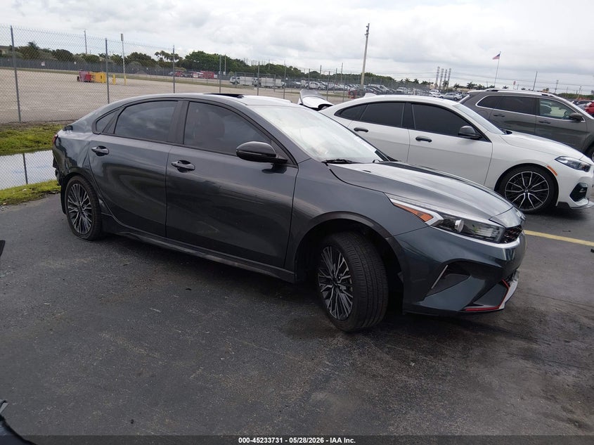 Photo of the 2023 KIA FORTE GT-LINE