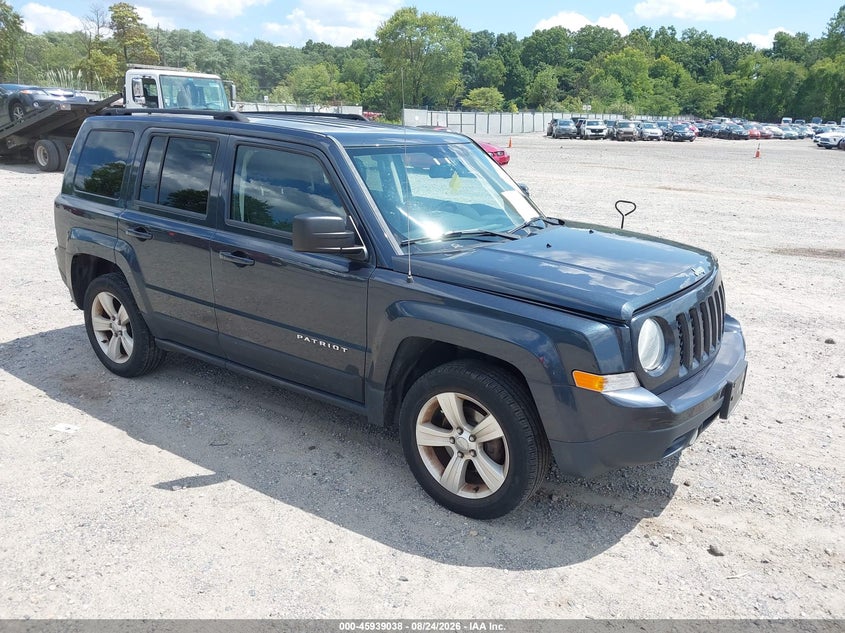 Photo of the 2015 JEEP PATRIOT LATITUDE