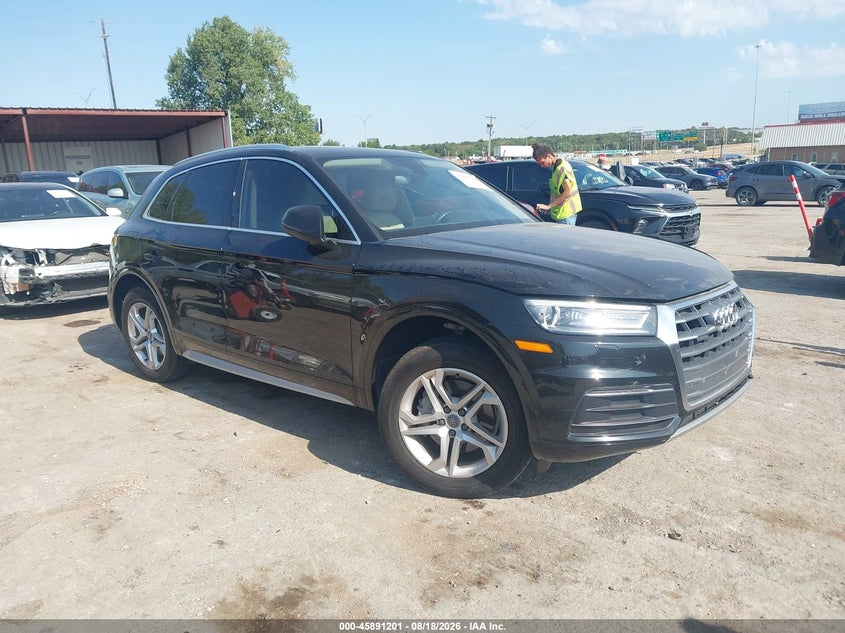 Photo of the 2019 AUDI Q5 45 PREMIUM