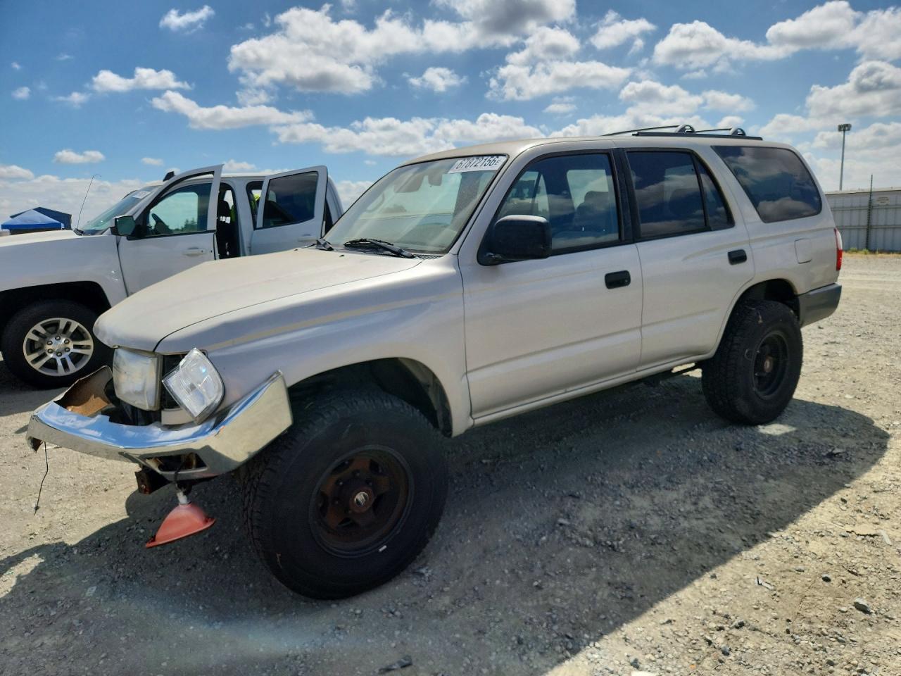 Photo of the 1996 TOYOTA 4RUNNER BASE