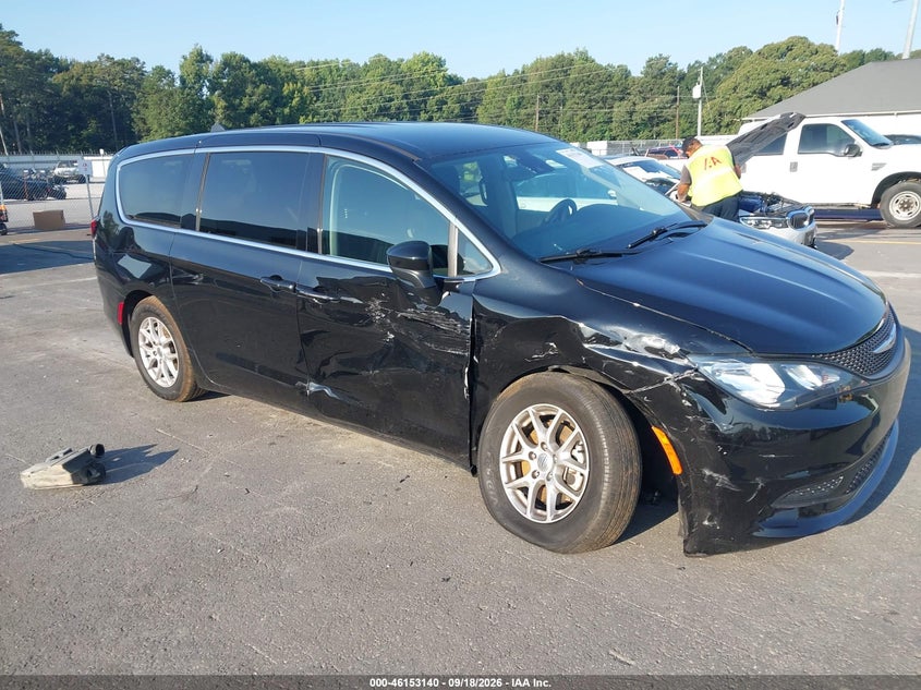 Photo of the 2024 CHRYSLER VOYAGER LX