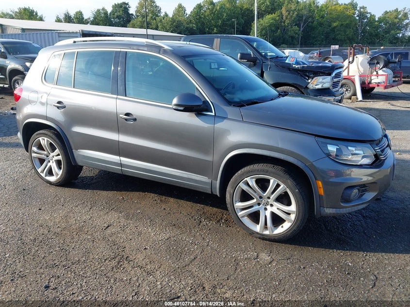 Photo of the 2012 VOLKSWAGEN TIGUAN SEL