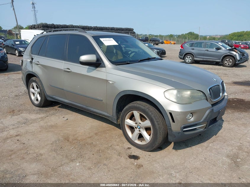 Photo of the 2008 BMW X5 3.0SI