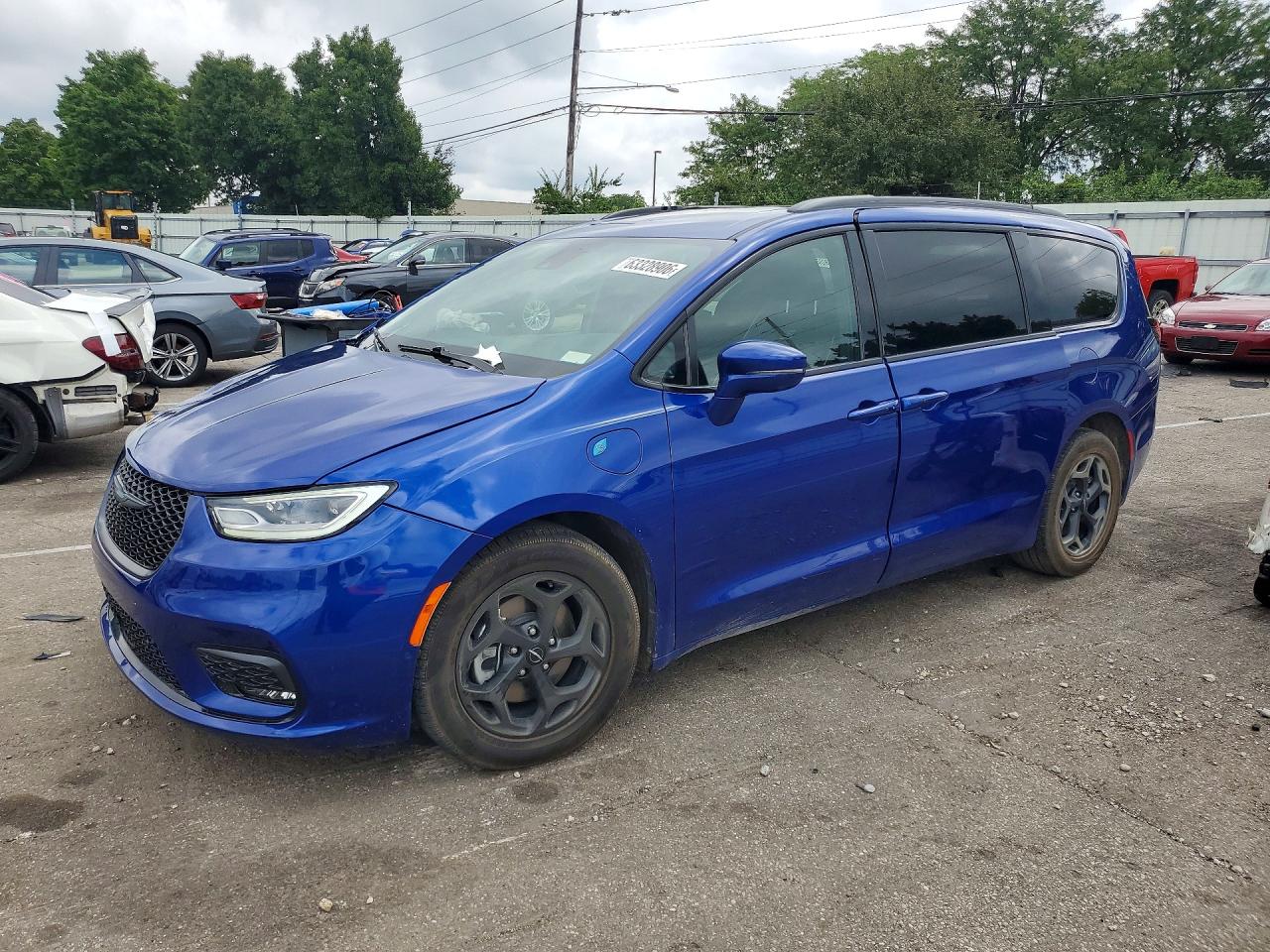 Photo of the 2021 CHRYSLER PACIFICA HYBRID LIMITED