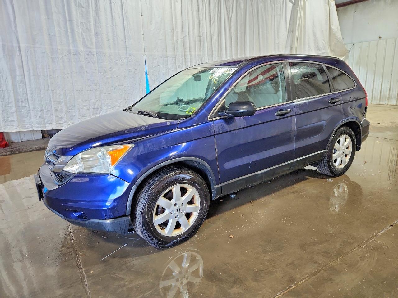 Photo of the 2011 HONDA CR-V SE