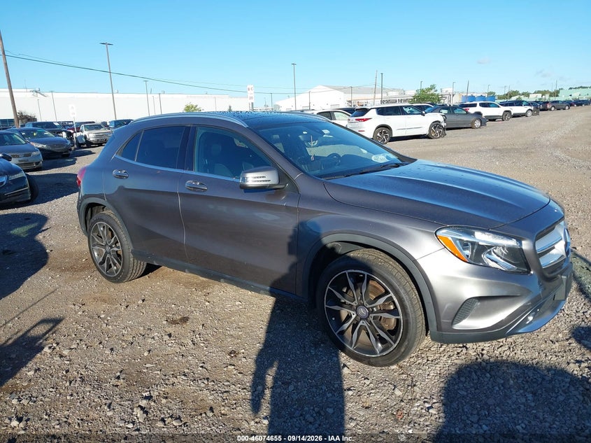 Photo of the 2017 MERCEDES-BENZ GLA 250 4MATIC