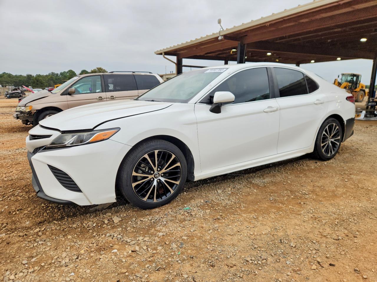 Photo of the 2018 TOYOTA CAMRY SE