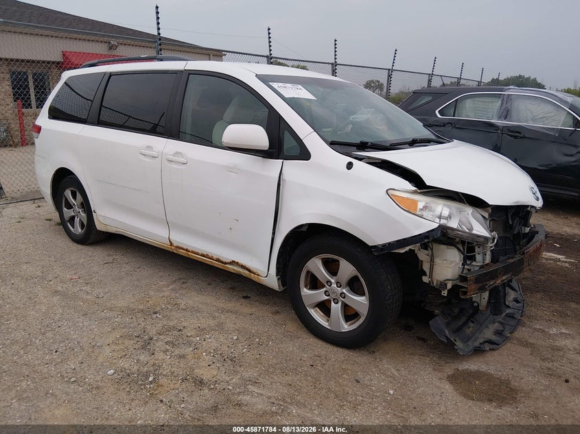 Photo of the 2013 TOYOTA SIENNA LE V6 8 PASSENGER