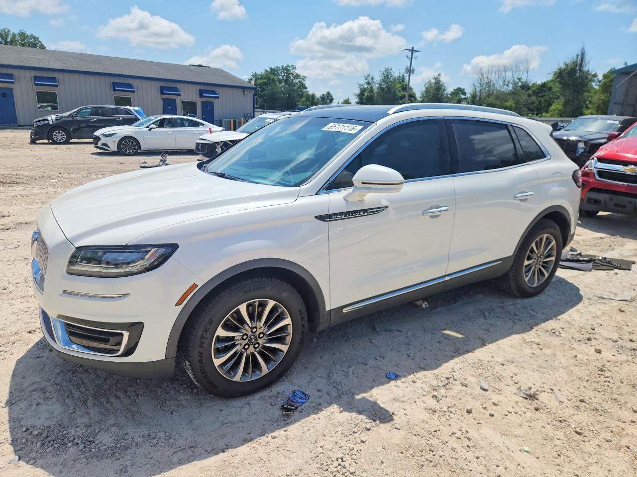Photo of the 2020 LINCOLN NAUTILUS RESERVE