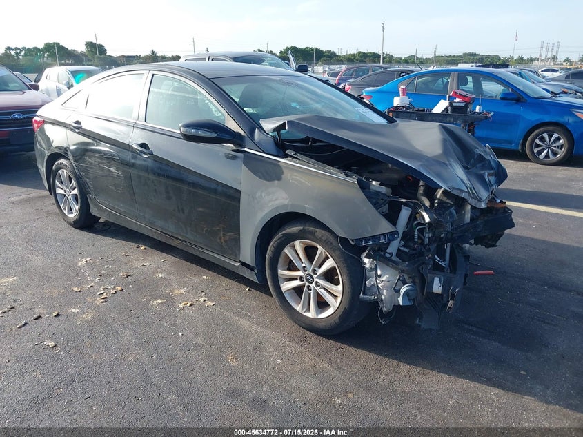 Photo of the 2014 HYUNDAI SONATA GLS