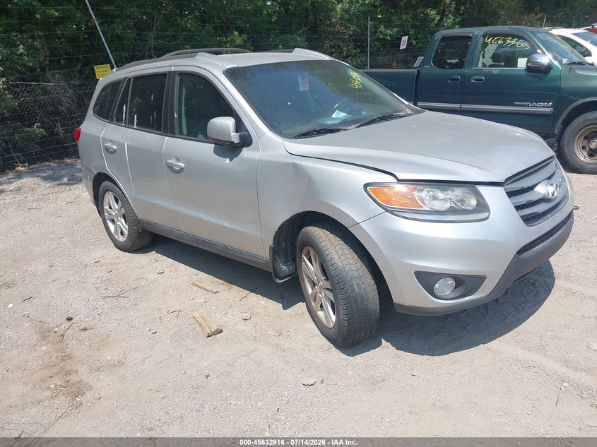 Photo of the 2012 HYUNDAI SANTA FE SE
