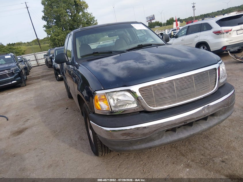 Photo of the 2002 FORD F-150 XL/XLT