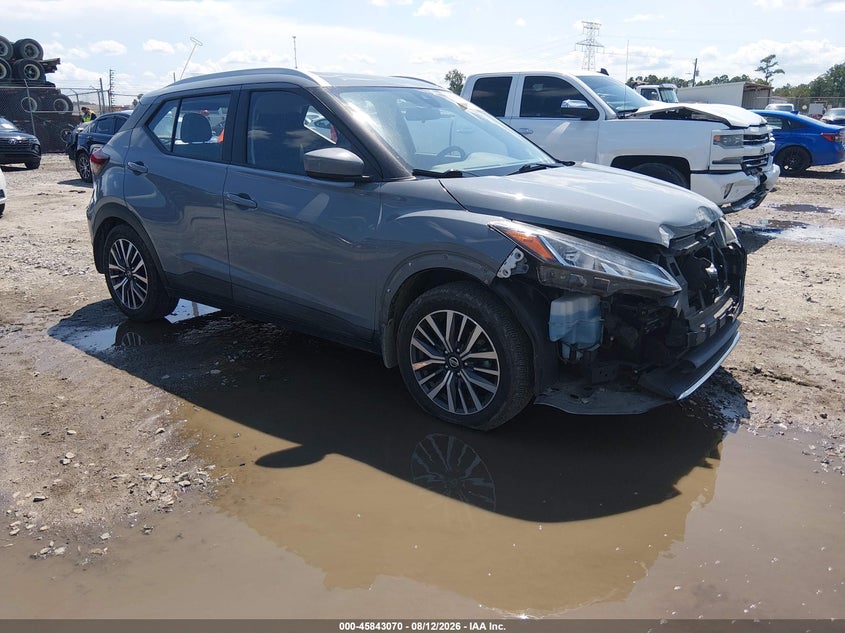 Photo of the 2021 NISSAN KICKS SV XTRONIC CVT